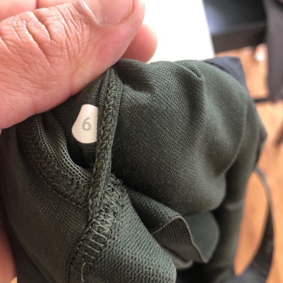 Lululemon Wrap It Up Tank green size 6 - Picture 4 of 9